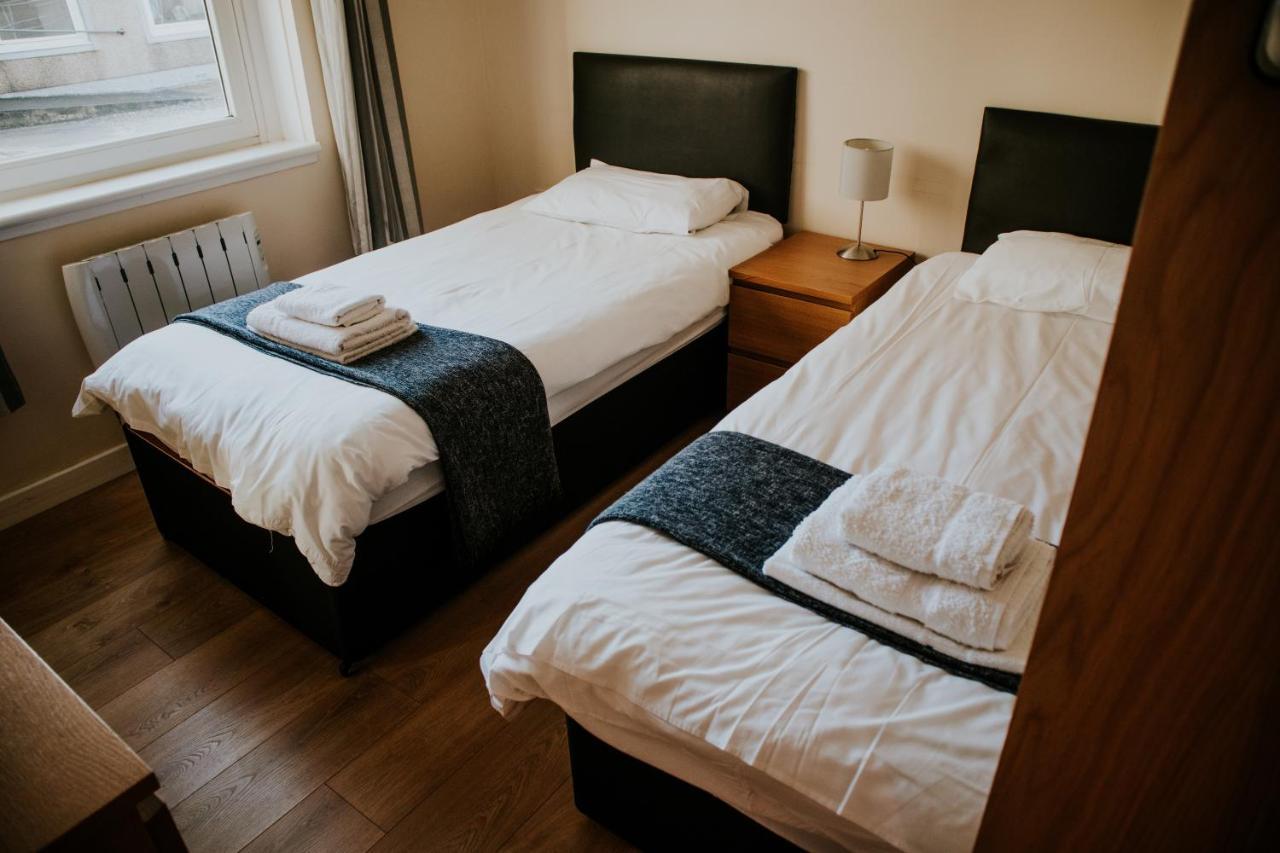 Uist Travel Accommodation Daliburgh  Buitenkant foto
